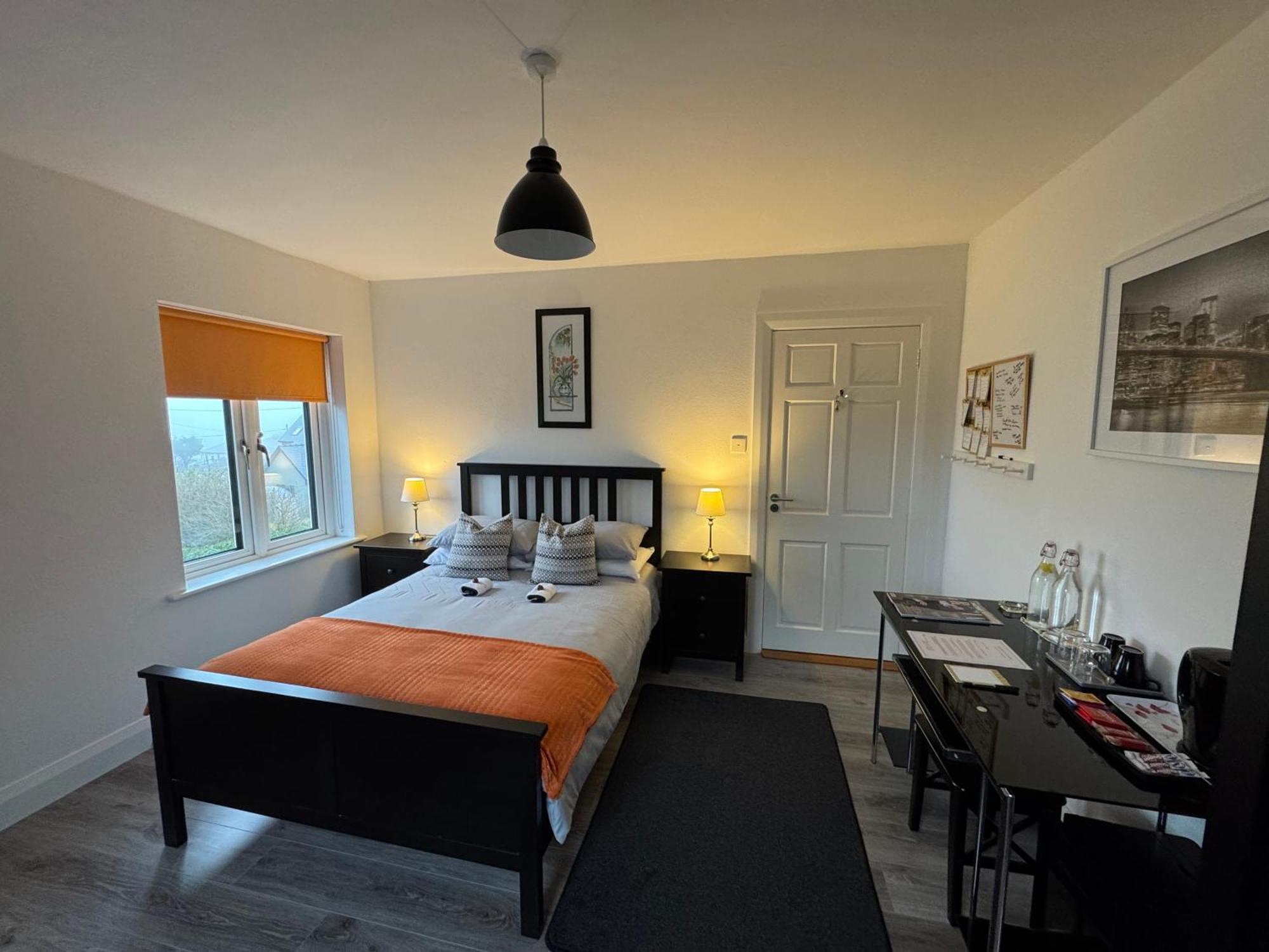Elm Grove Schull Exterior foto
